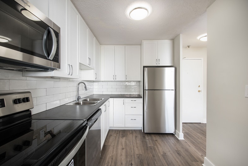 1 Bedroom Apartment for Rent 31, 35 Highfield Park Drive Long Term