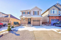 66 Fallingbrook Cres