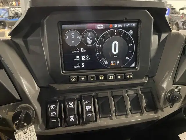 2025 Polaris RZR XP 4 1000 Ultimate in ATVs in City of Halifax - Image 8