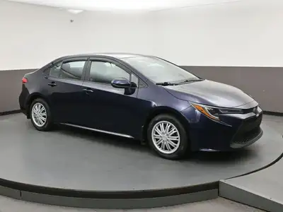 The 2022 Toyota Corolla LE is a reliable and fuel-efficient sedan that delivers comfort, practicalit...