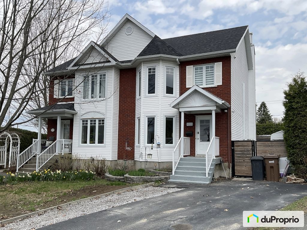 $389,000 - Semi-detached in Drummondville (Drummondville) — photo 1