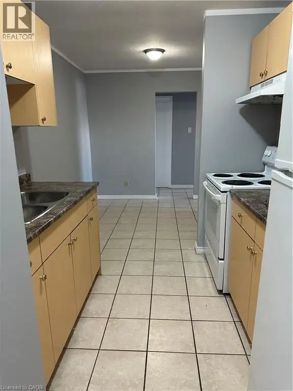 815 BARBARA Court Cambridge, Ontario in Long Term Rentals in Cambridge - Image 8