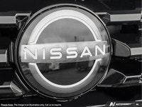 This Nissan Kicks Play has a strong Regular Unleaded I-4 1.6 L/98 engine powering this Variable tran... (image 8)