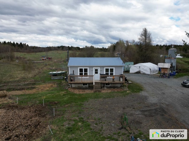 $649,000 - Acreage / Hobby Farm / Ranch for sale in St-Adrien — photo 2