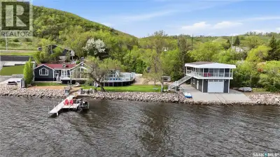 Welcome to 290 B-Say-Tah Road, Echo Lake—an extraordinary year-round waterfront retreat that offers...