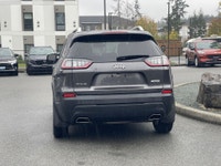 Heated mirrors, Cold Weather Group, safety tech, and smart connectivity make this 2019 Jeep Cherokee... (image 5)