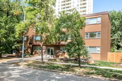 65 Hargrave St- Laurentian Apts- 1 Bedroom