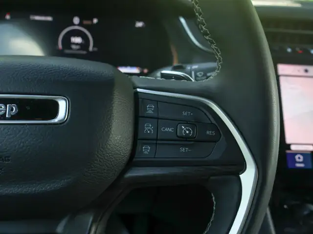2024 Jeep Grand Cherokee L Limited- Memory / Heated Seats - Pwr in Cars & Trucks in Barrie - Image 32