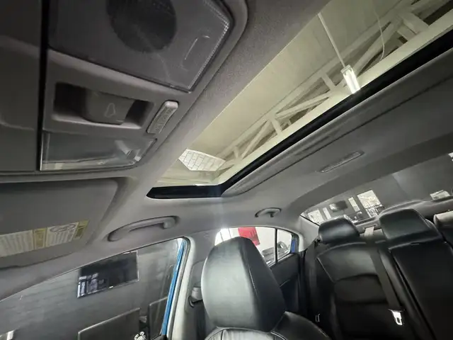 2014 Kia Forte 4dr Sdn Auto EX w-Sunroof in Cars & Trucks in Longueuil / South Shore - Image 31