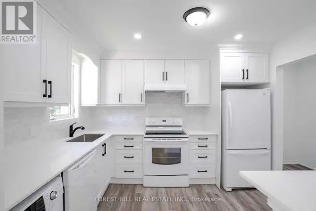 UPPER - 18 SHANNON STREET Orillia, Ontario in Long Term Rentals in Barrie - Image 3