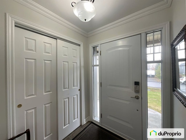 $810,000 - 2 Storey for sale in Rigaud — photo 2