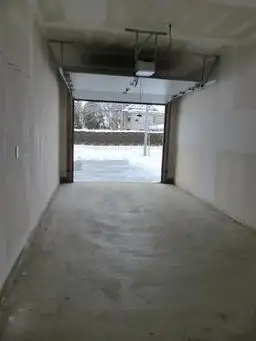 Luxury 3 bedroom Executive Suite in Orillia in Long Term Rentals in Barrie - Image 11
