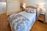 SPACIOUS 3 BEDROOM TOWNHOUSE FOR RENT IN OTTAWA! SELECT TOWNHOMES FULLY REVITALIZED WITH QUALITY UPG... (image 6)