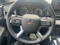 Price includes $1,000 finance credit. Price does not include fees or taxes. The 2025 Mitsubishi Outl... (image 6)