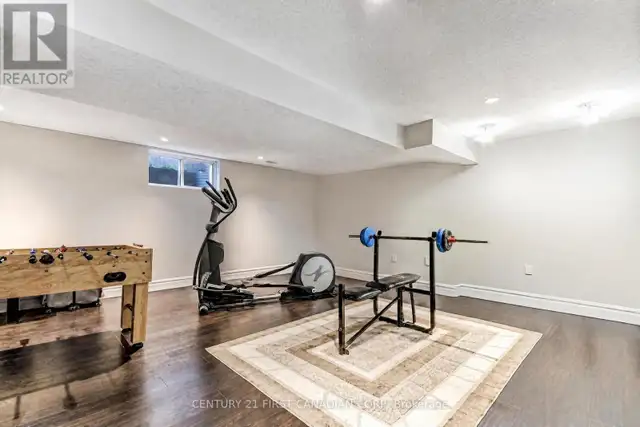 3519 LOYALIST COURT London South (South V), Ontario | Houses for Sale ...