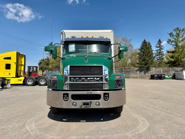 2020 MACK ANTHEM TANDEM WITH 30;FT ROLL BACK CURTAIN BODY in Heavy Trucks in Kitchener / Waterloo - Image 5