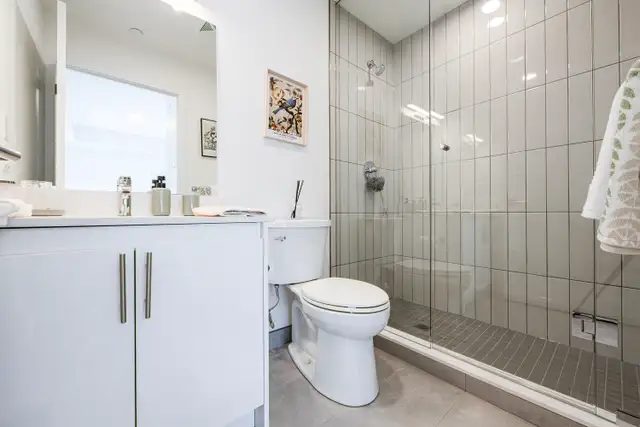 3030 Pharmacy Avenue - Everworth  - 3 Bedroom + Den Apartment fo in Long Term Rentals in City of Toronto - Image 8