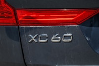 ... Engine: Moteur à 4 cylindres 2.0l L/100Km City: 11.0 L/100Km Hwy: 8.7 Safety Equipment Système a... (image 4)
