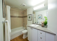 SPACIOUS 2 BEDROOM APARTMENT FOR RENT IN WHITBY! SELECT APARTMENTS FULLY REVITALIZED WITH PREMIUM UP... (image 7)