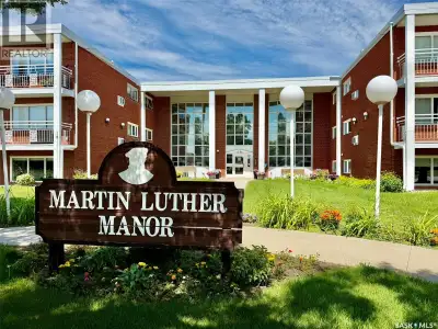 Welcome to this bright and well-maintained 904 sq. ft. main-floor apartment located in Regina’s desi...