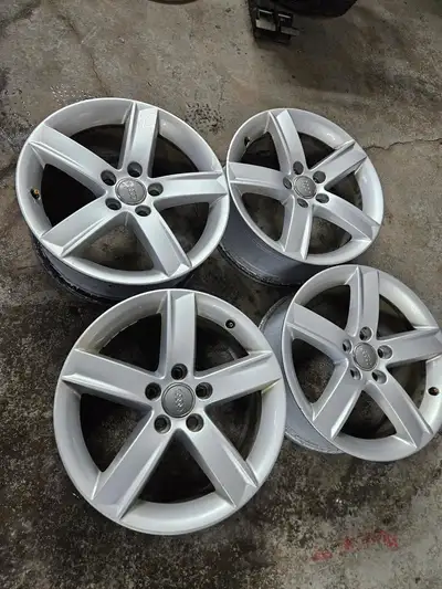 Good set of Audi A4 wheels made by Ronal. 17x7 Offset: 46 Bolt pattern: 5x112 Centerbore: 66.6