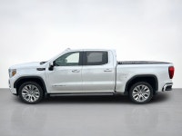 Stand tall with our used 2020 GMC Sierra 1500 Denali Crew Cab 4X4 that has exclusive style and premi... (image 1)