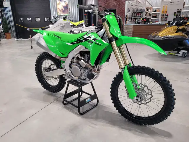 2025 Kawasaki KX250 Dirt Bike in Dirt Bikes & Motocross in Trenton - Image 2