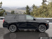 The athletic styling of the RST trim combined with its potent 5.3L ECOTEC3 V8 engine makes this Blac... (image 5)