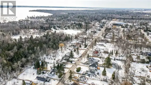 938 FERRIER AVENUE Innisfil (Lefroy), Ontario in Land for Sale in Barrie - Image 4