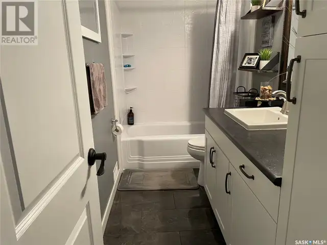 207 Dominion ROAD Assiniboia, Saskatchewan in Houses for Sale in Moose Jaw - Image 17