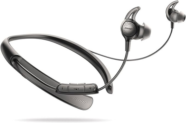 Bose QuietControl 30 Neckband Noise Cancelling  Headphones in Headphones in Markham / York Region