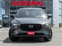10 Speakers, 4-Wheel Disc Brakes, Alloy wheels, AppLink/Apple CarPlay and Android Auto, Auto High-be... (image 1)