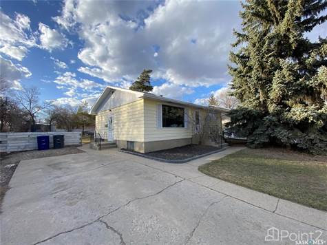 49 5 Street CRESCENT in Houses for Sale in Saskatoon