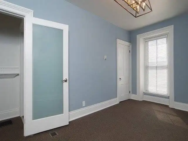 1 Spacious Room in a Shared Galt Apartment! (Room 3) in Long Term Rentals in Cambridge - Image 4