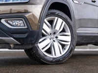 CARGET AUTOMOTIVE is thrilled to offer this 2019 Volkswagen Atlas Execline, a fully-loaded midsize S... (image 2)