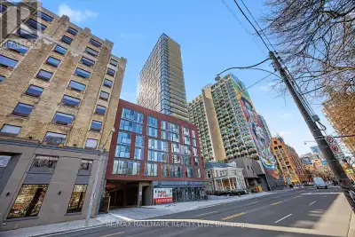Brand New Never Been Lived In Condo In The Heart Of Downtown. Stunning north east corner 2 Bedrooms...