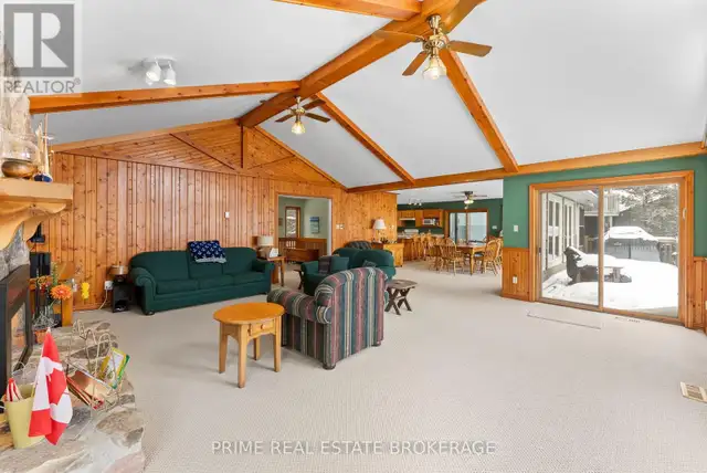 9856 HURON PLACE Lambton Shores (Grand Bend), Ontario in Houses for Sale in Grand Bend - Image 12