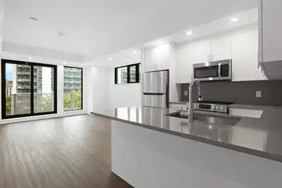Claridge Homes, Loop Phase Two Available Now Two modern towers in vibrant Centretown with a walk sco...