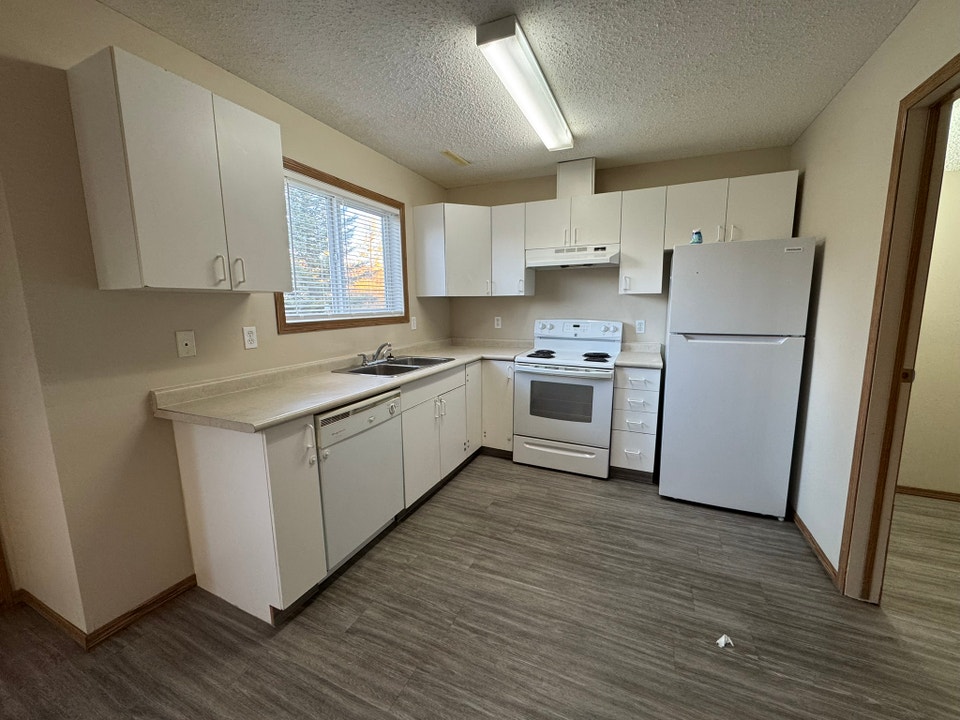 Maintenance Free Townhouse! 3 Bed 1.5 Bath in Johnstone Crossing 2