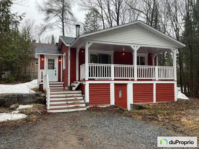 350 000$ - Bungalow à vendre à St-Adolphe-D'Howard in Houses for Sale in Laurentides