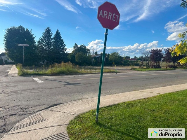 $725,000 - Commercial Lot for sale in Lachute — photo 3