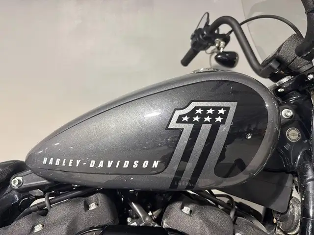 2022 Harley-Davidson FXBBS - Street Bob 114 in Street, Cruisers & Choppers in Edmonton - Image 5