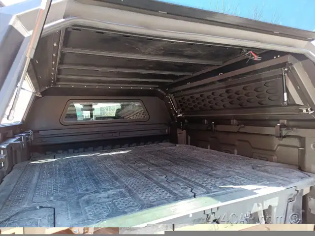 Brand New Cap for Chevrolet Silverado/GMC Sierra 1500 2019-25 8' in Auto Body Parts in Mississauga / Peel Region - Image 2