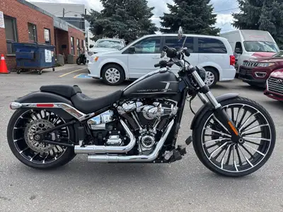 Check out this 2023 Canadian Harley-Davidson Breakout 117ci with only 6,660kms. Be sure to follow us...