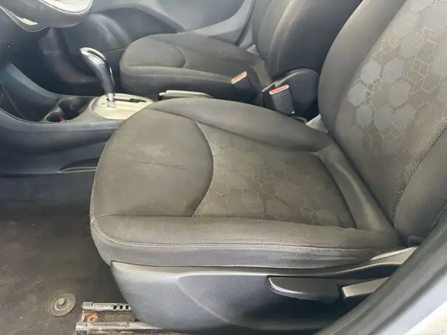 2017 Chevrolet Spark 5dr HB CVT LS in Cars & Trucks in Longueuil / South Shore - Image 16