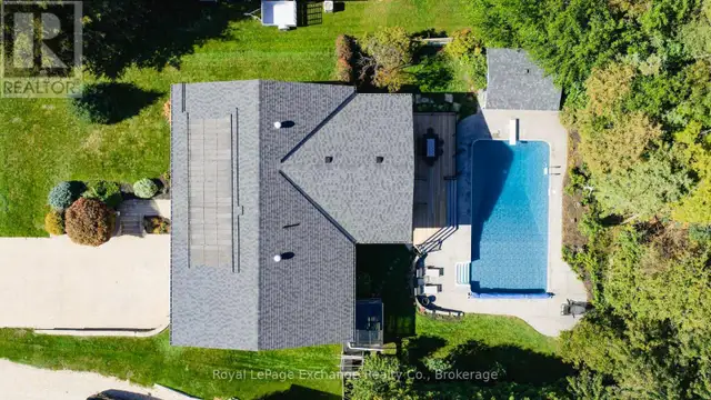 723 GOLDIE CRESCENT Kincardine, Ontario in Houses for Sale in Owen Sound - Image 4