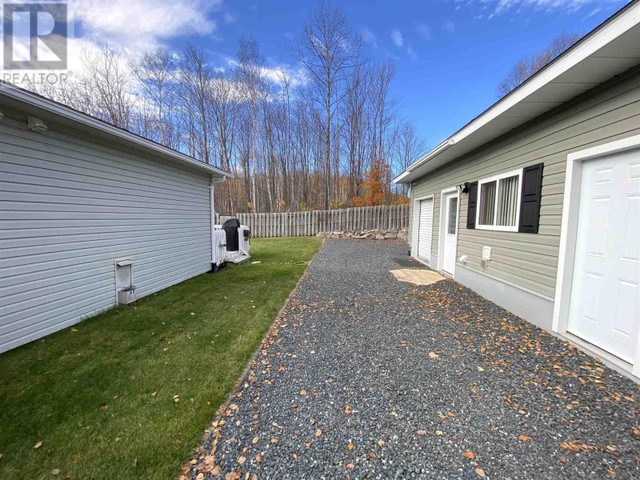 4 Esten DR S Elliot Lake, Ontario in Houses for Sale in Sudbury - Image 4