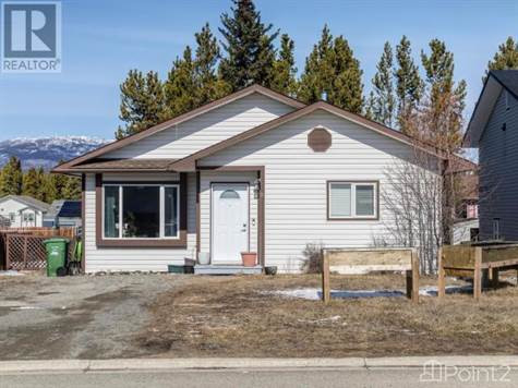 Homes for Sale in Whitehorse, Yukon Territory $549,000 in Houses for Sale in Whitehorse - Image 2