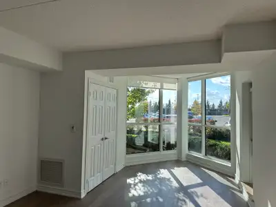 Ground Floor Beauty: 2 BDR Apt. in Barrie's South End, View more