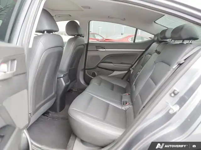 2020 Hyundai Elantra Luxury in Cars & Trucks in London - Image 27